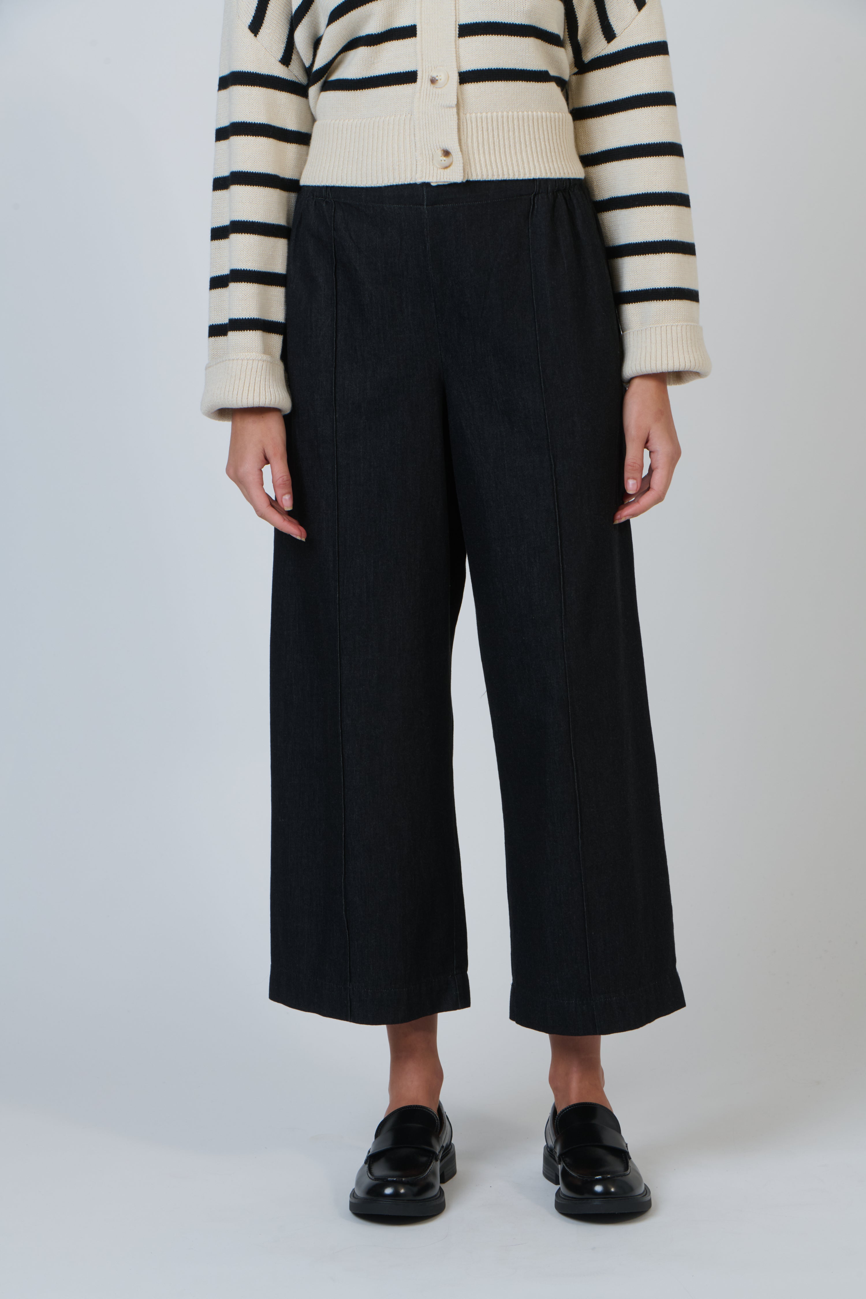 Naturals | High Waisted Pants with Front Seam | Bikie