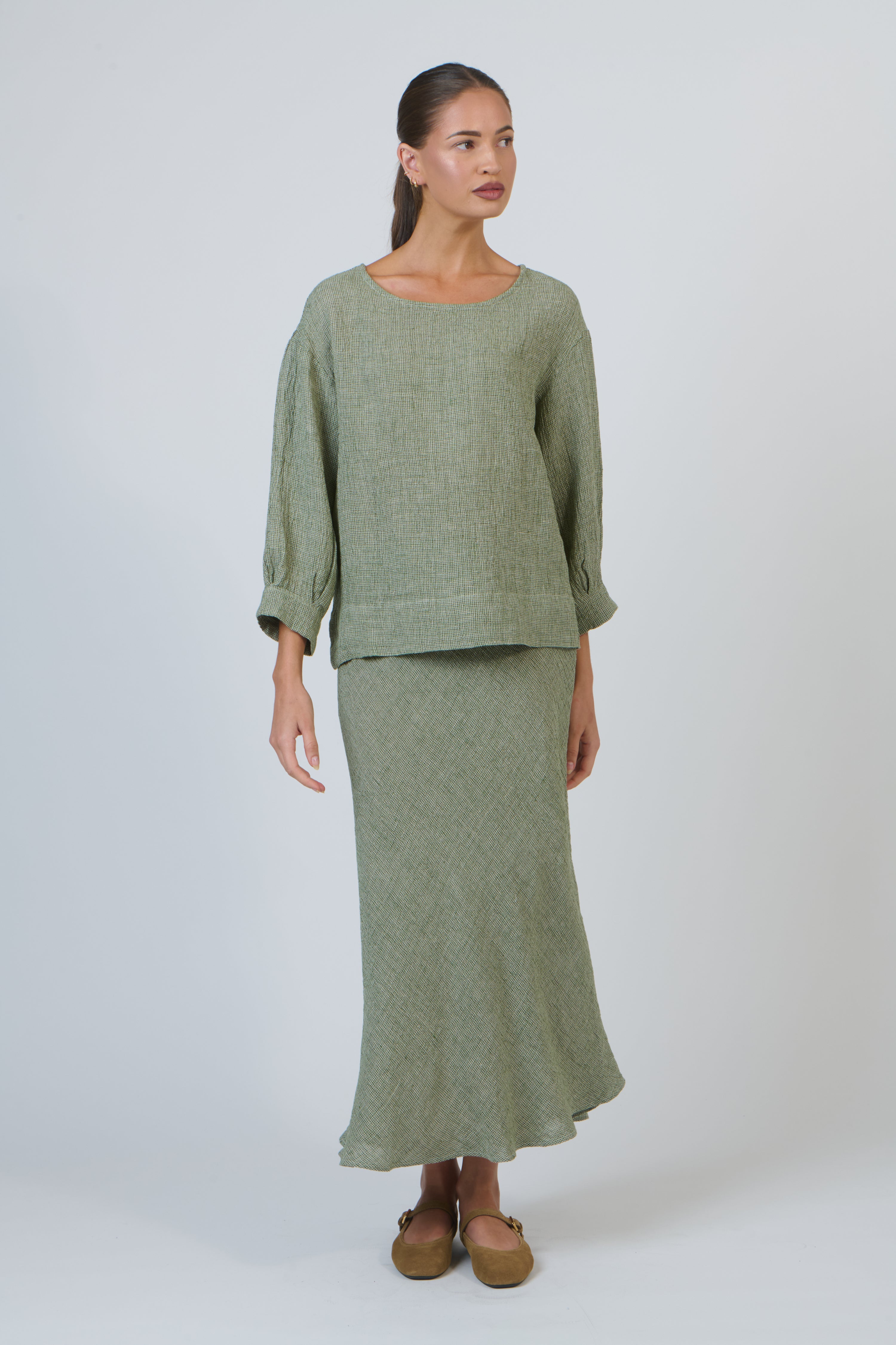 Naturals | Round Neck 3/4 Sleeve Top | Oregano