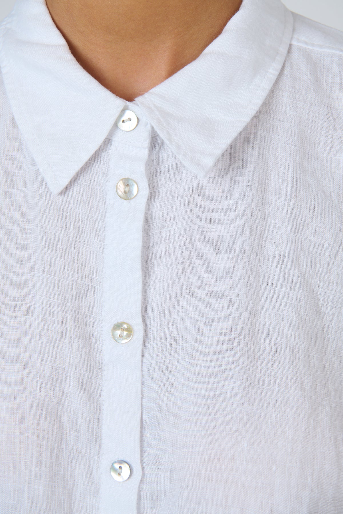 Naturals | Linen Button Through Top with Collar | White