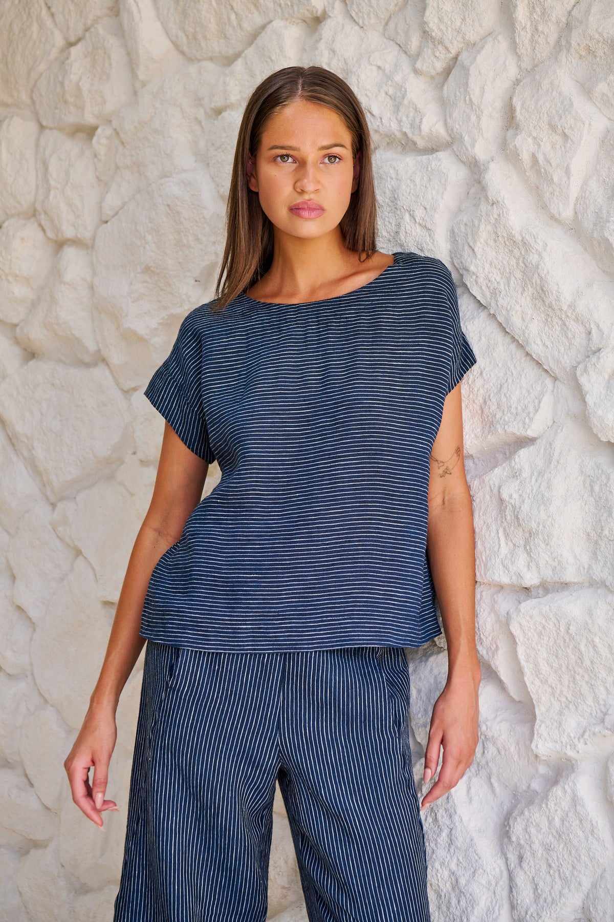 Naturals | Linen Round Neck Top | Streamlined