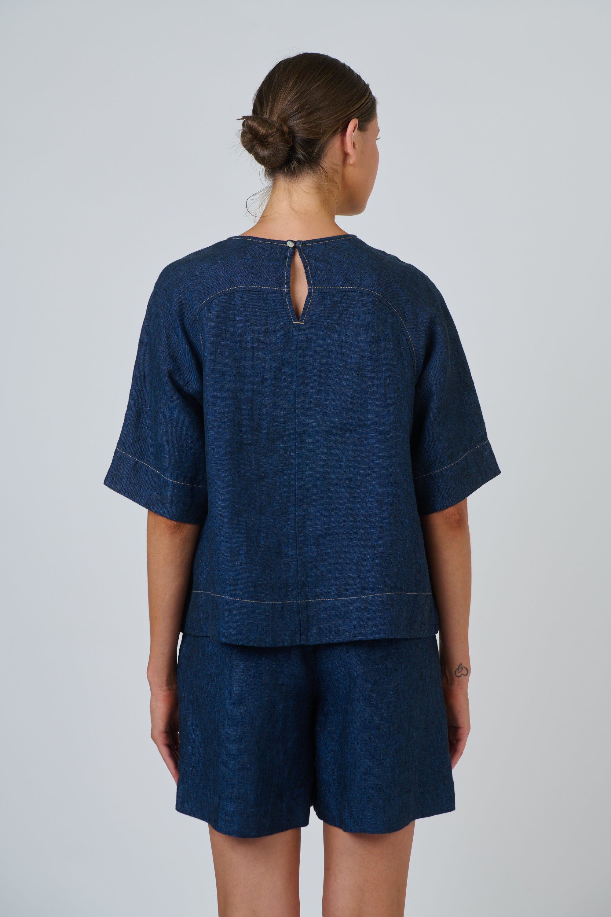 Naturals | Linen Top with Contrast Stitching | Eclipse