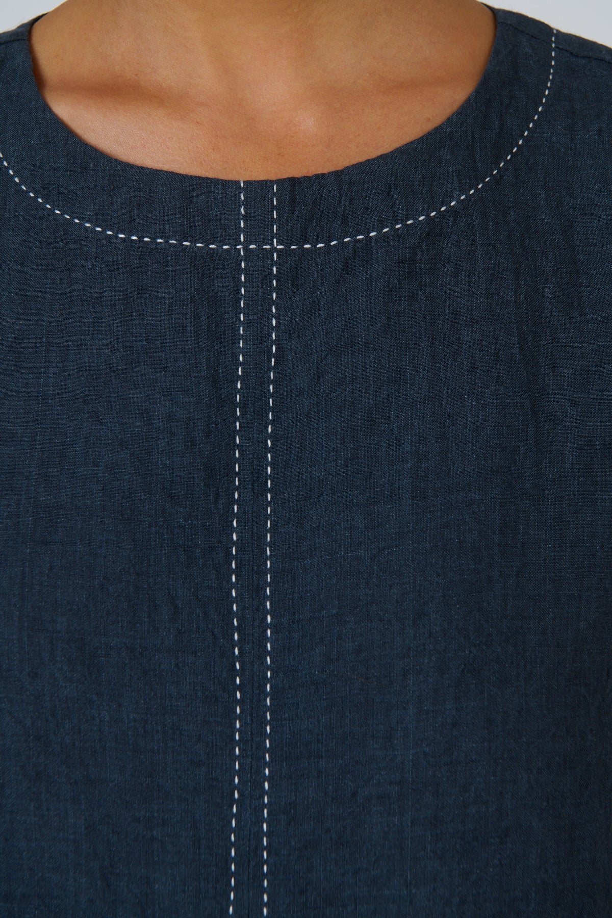 Naturals | Linen Top | Gunsmoke