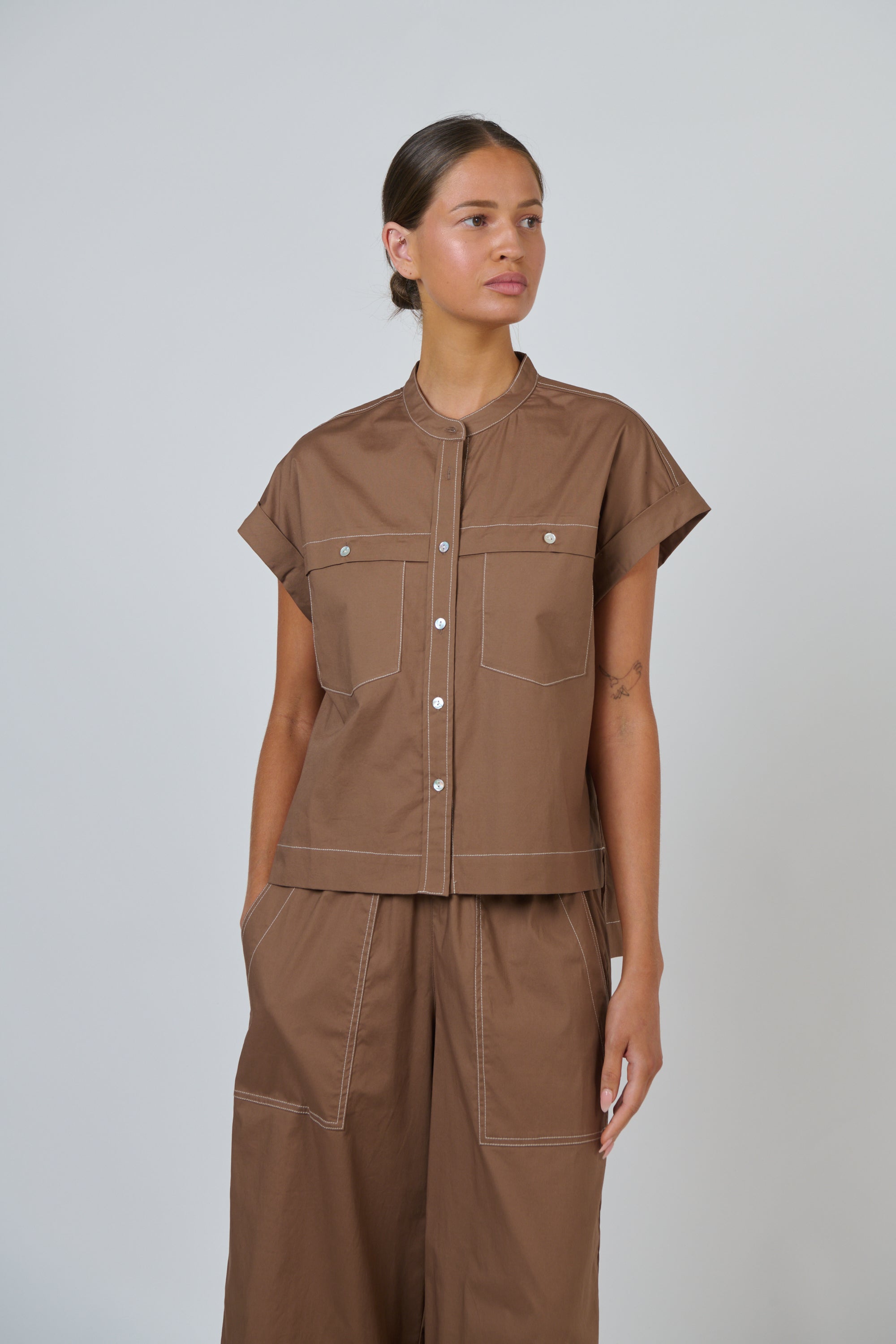 Naturals | Poplin Top with Contrast Stitching | Cookie