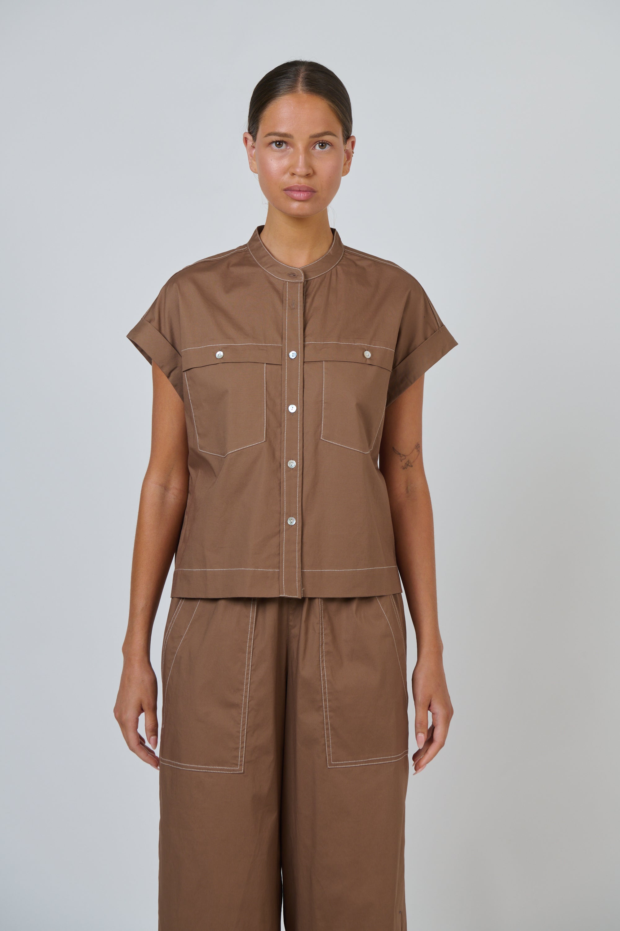 Naturals | Poplin Top with Contrast Stitching | Cookie