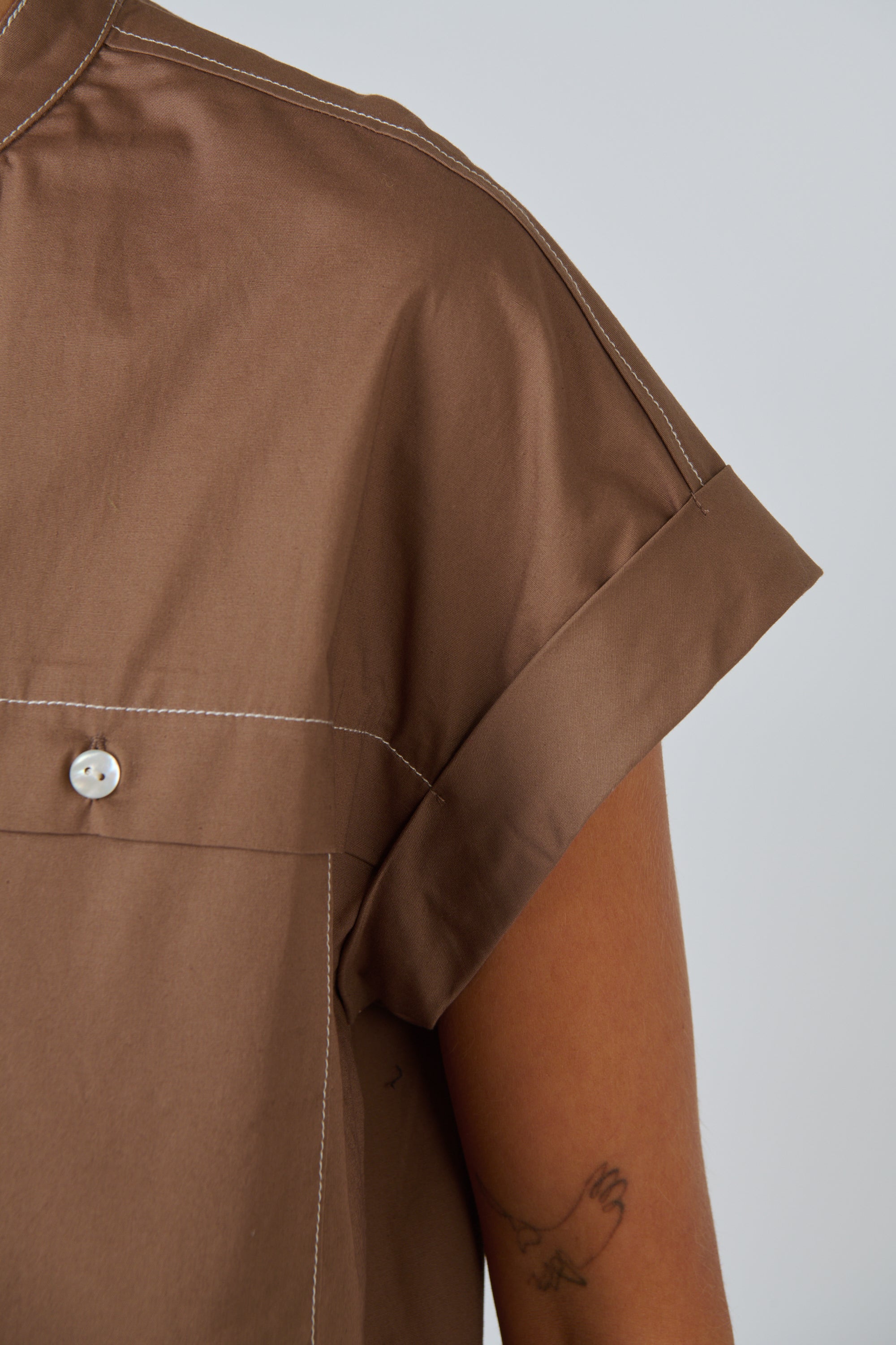 Naturals | Poplin Top with Contrast Stitching | Cookie