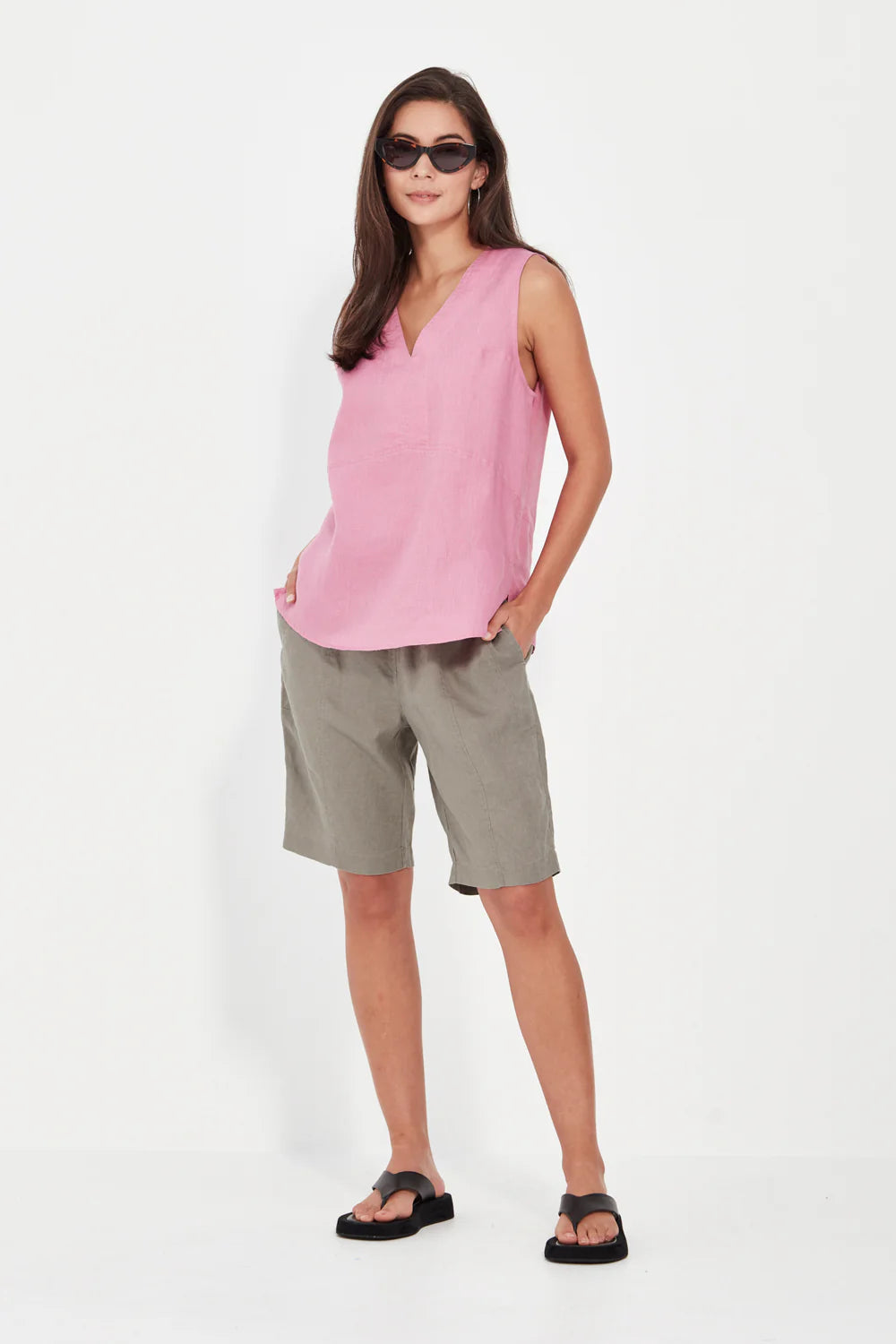 Verge I Delta Short I Thyme