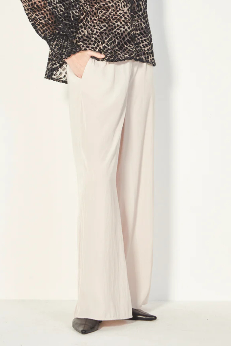 Glide by Verge | Baker Pant | Champagne