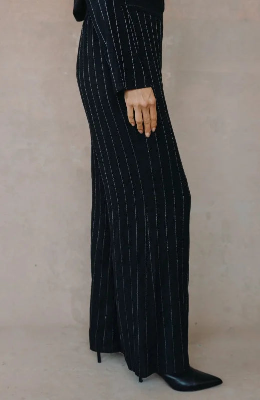 Bella Dahl I Pants with Lurex Stripe I Black
