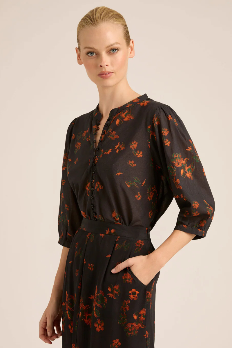 Lola | Scarlett Shirt | Harper Smoke