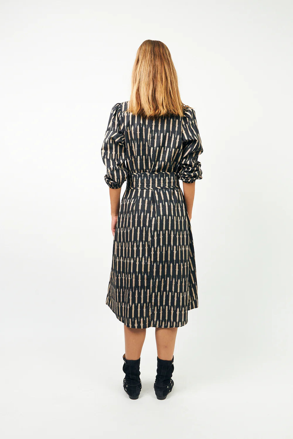 Lolly's Laundry | Paris Midi Dress | Black