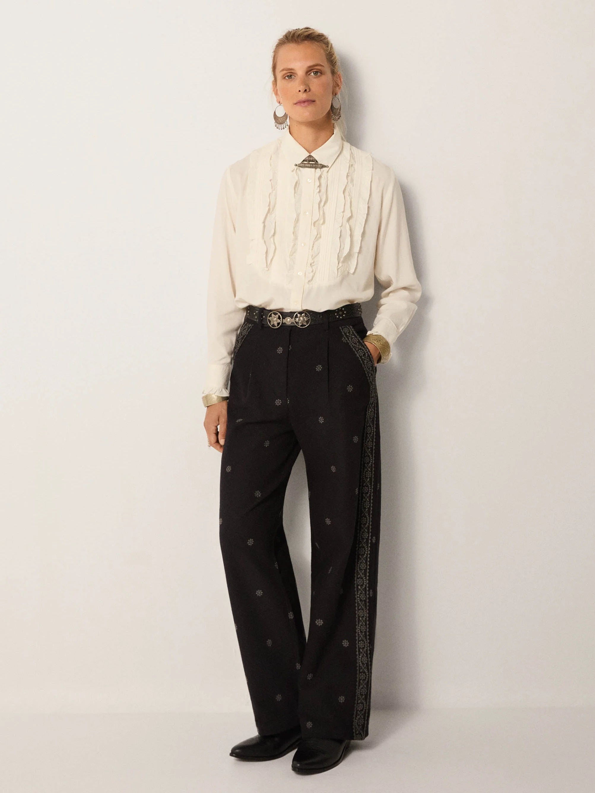Maison Hotel | Clara Blouse | Odyssey Disco Pearl