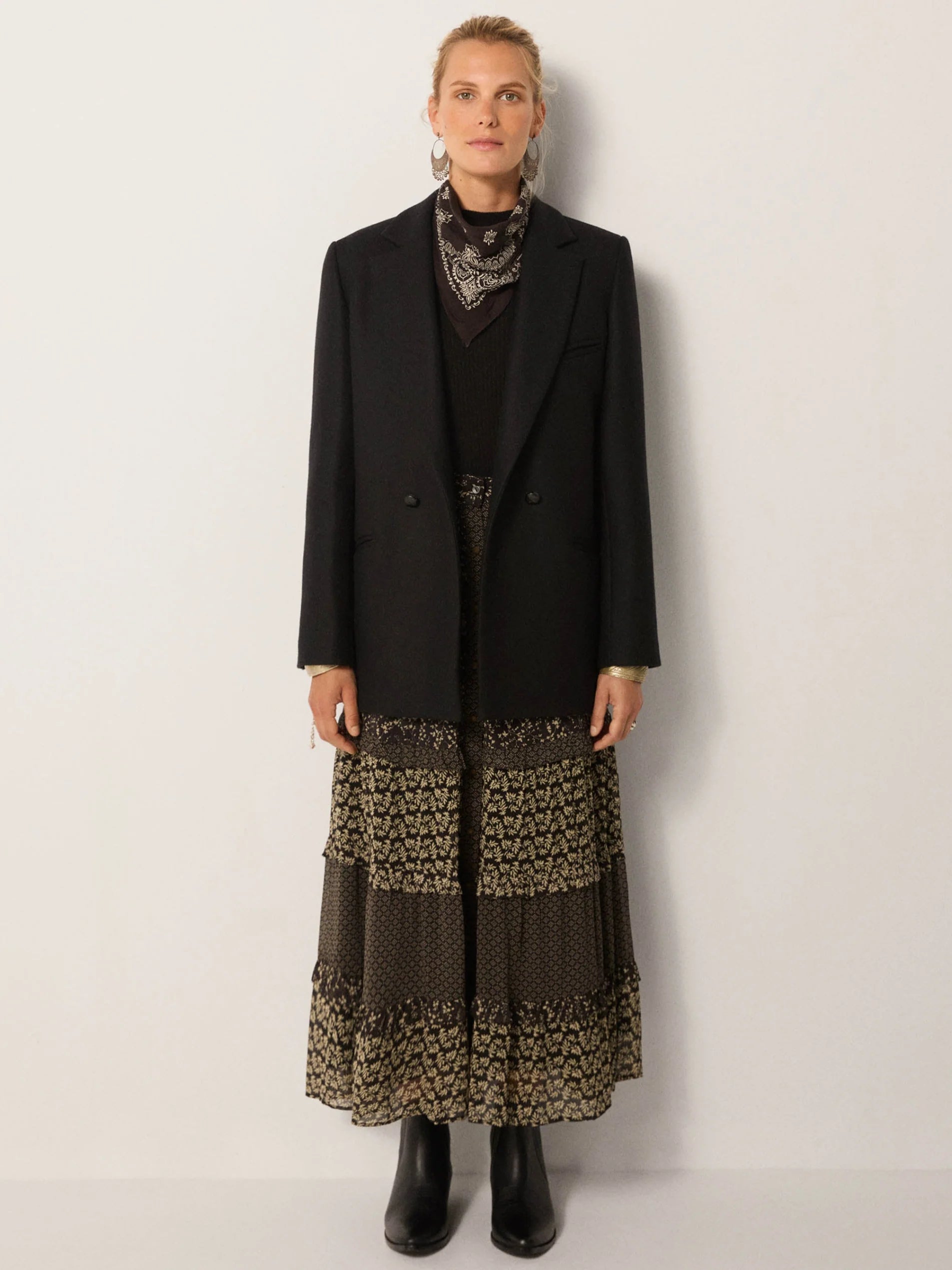 Maison Hotel | Vina Skirt | Payes Black