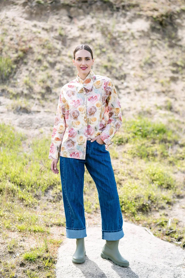 Maud Dainty | Actress Shirt | Roses