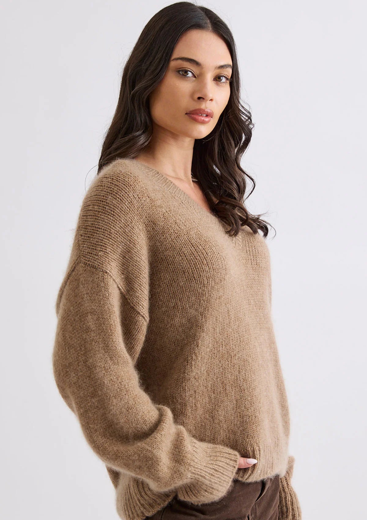 Mia Fratino | Lina Vee | Chestnut