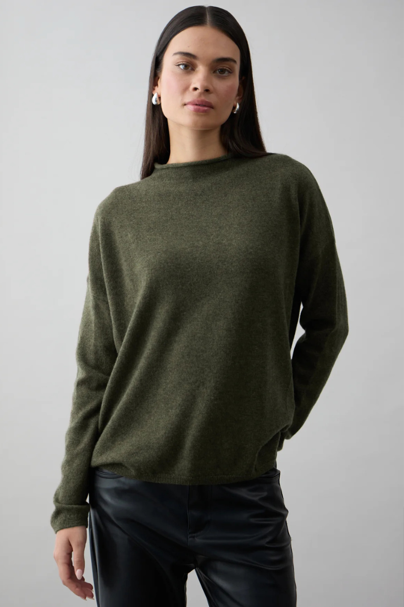 Mia Fratino | Sloane Mockneck | Military