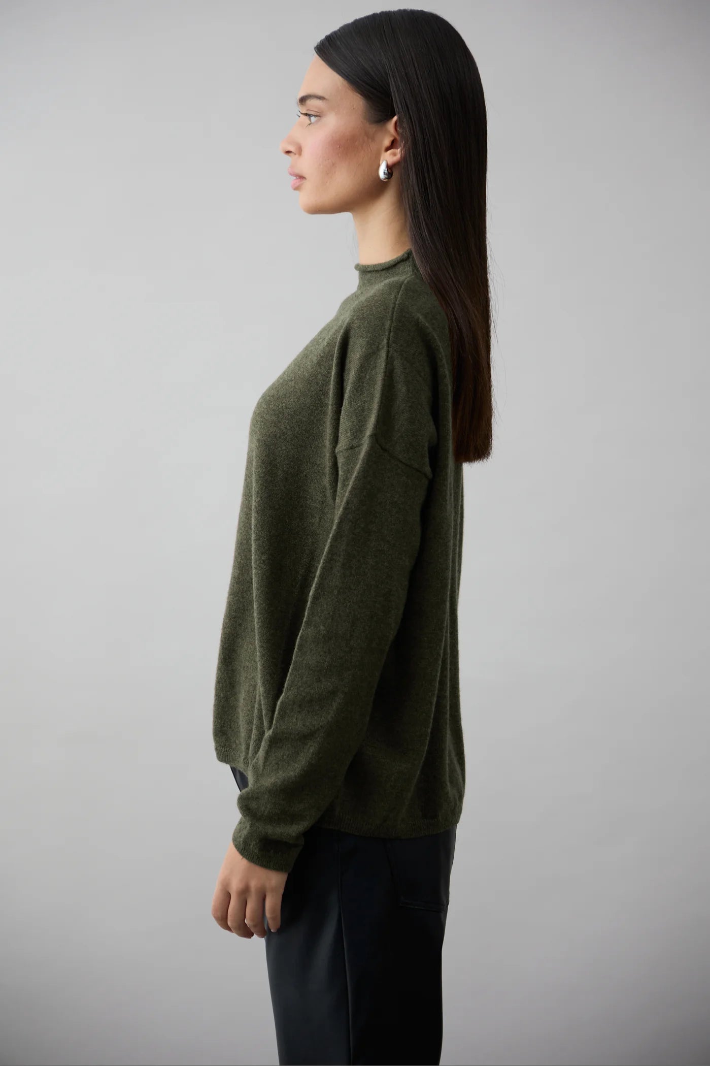 Mia Fratino | Sloane Mockneck | Military