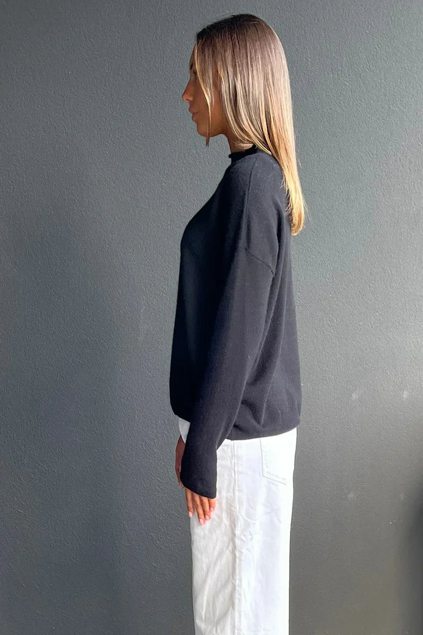 Mia Fratino | Sloane Mockneck | Black