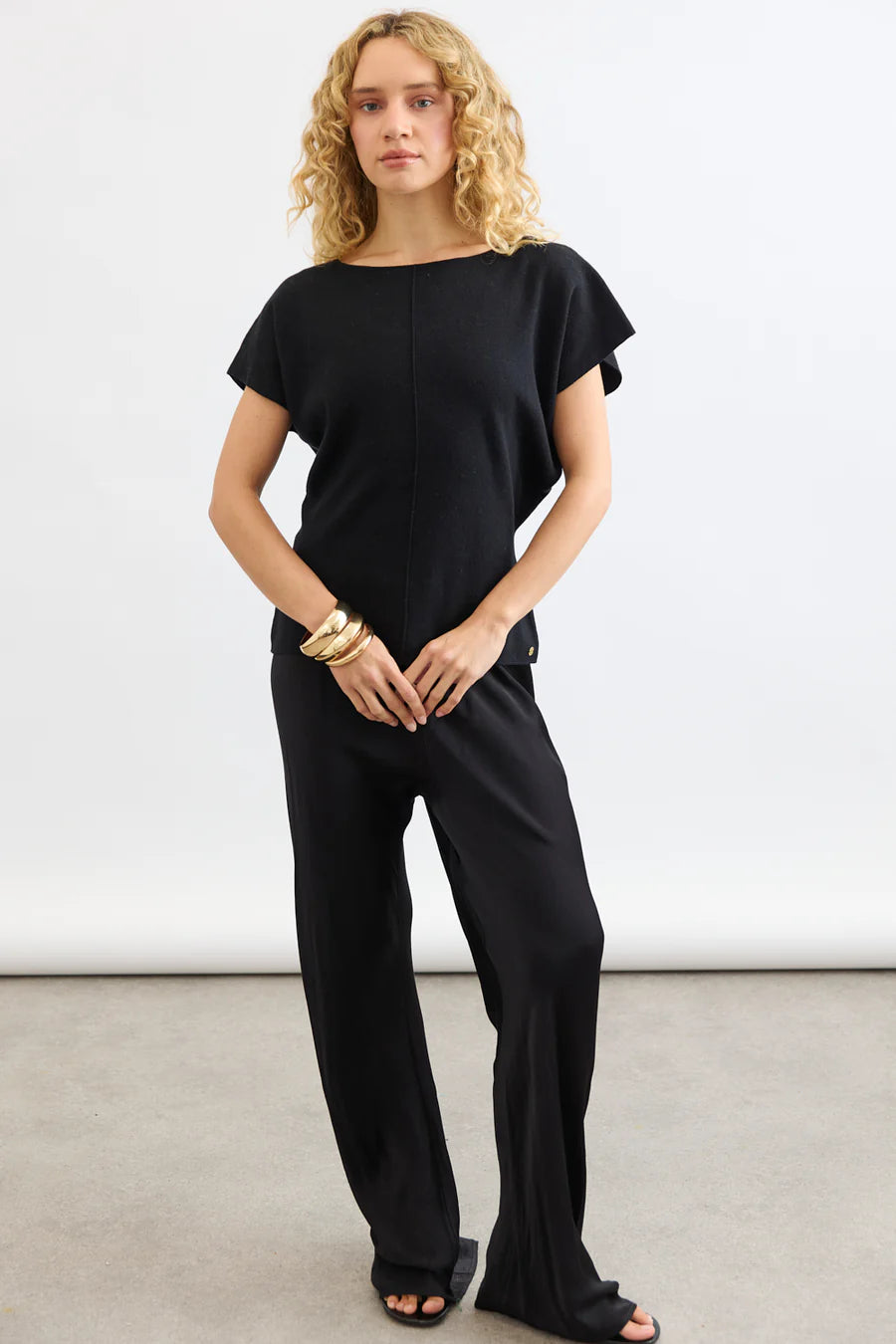 Mia Fratino | Vivenne Top | Onyx