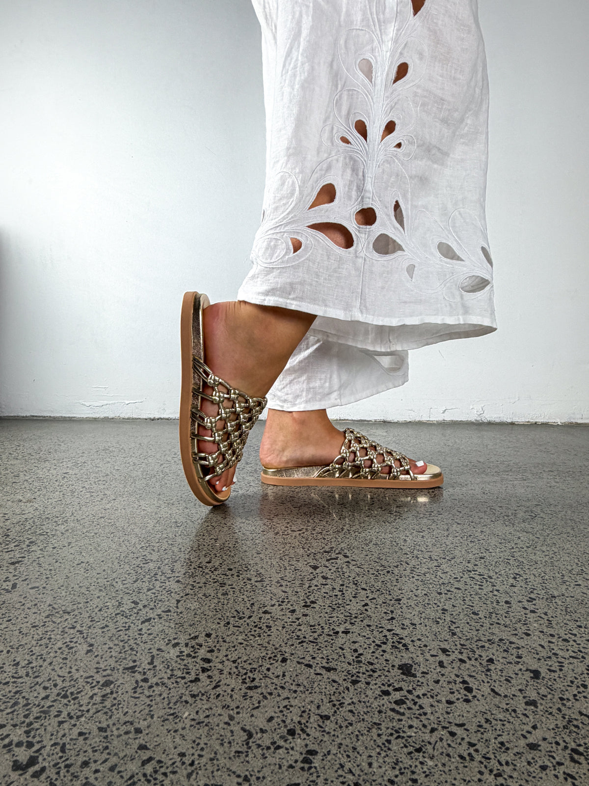 Minx | Amalfi Woven Slide| Metallic Gold Knot