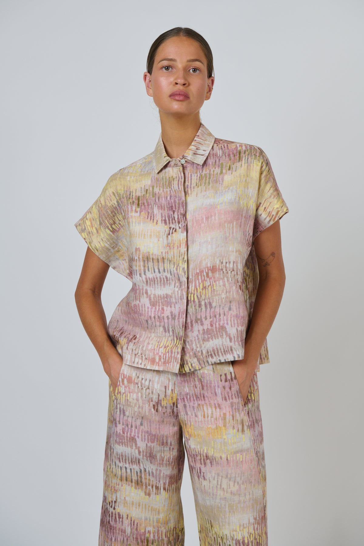 Naturals | Linen Button Through Collar Top | Jardin