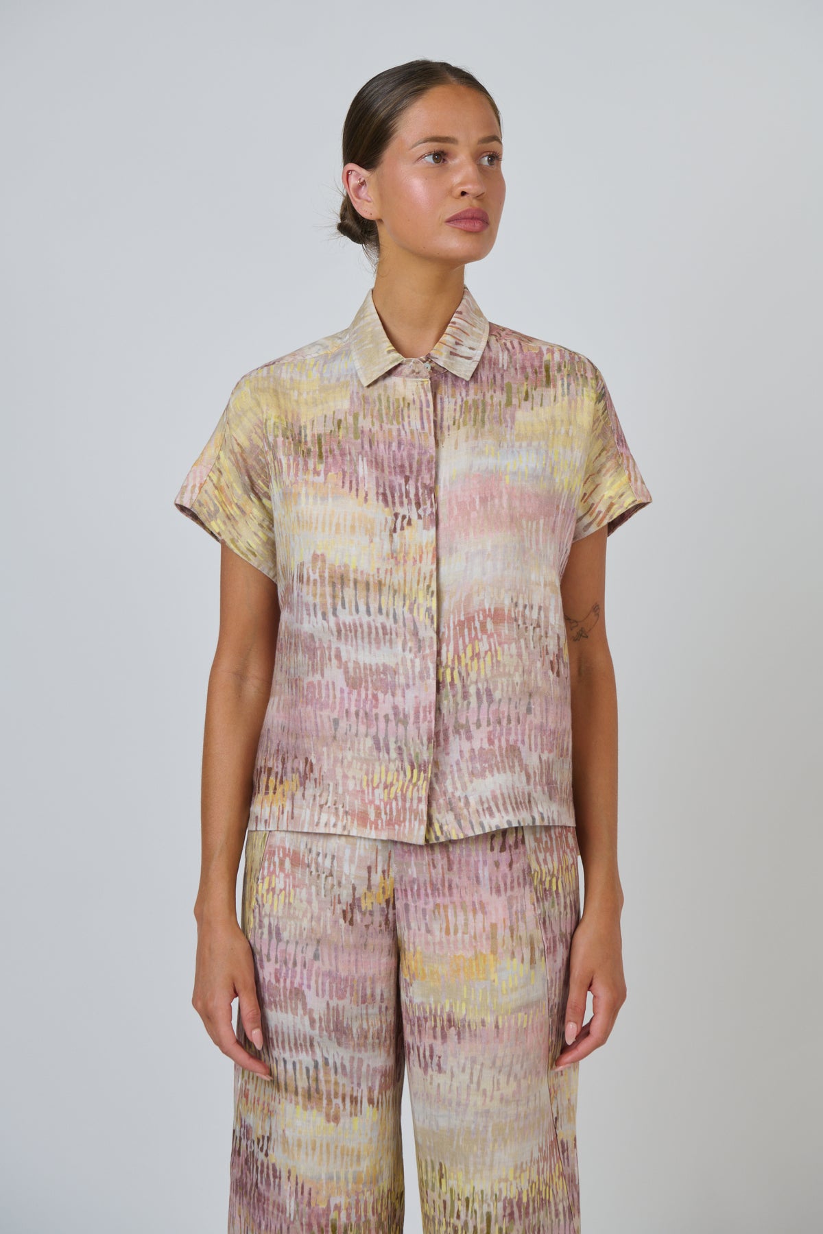 Naturals | Linen Button Through Collar Top | Jardin