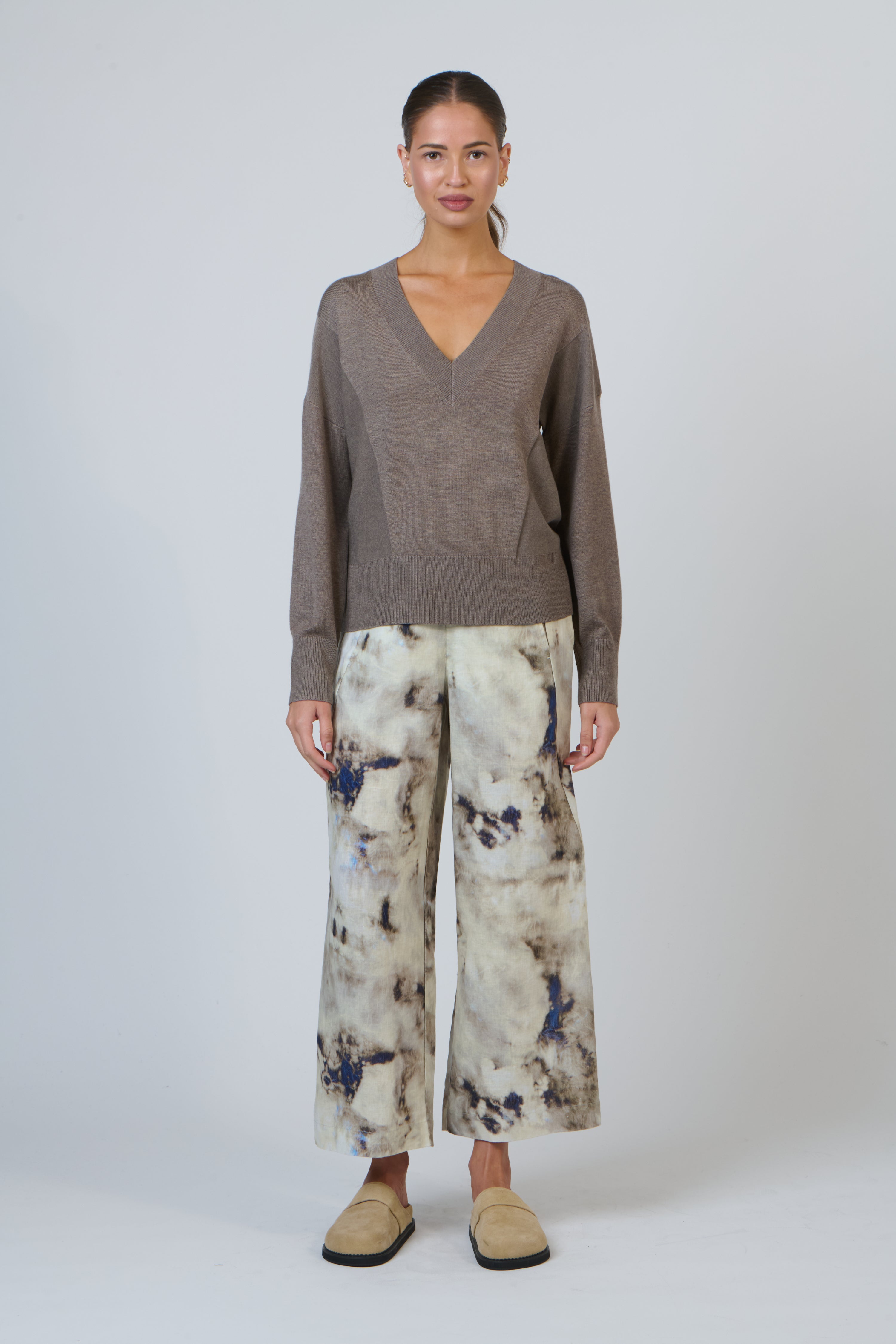 Naturals | Flat Front Pants with Internal Pocket | Emperador