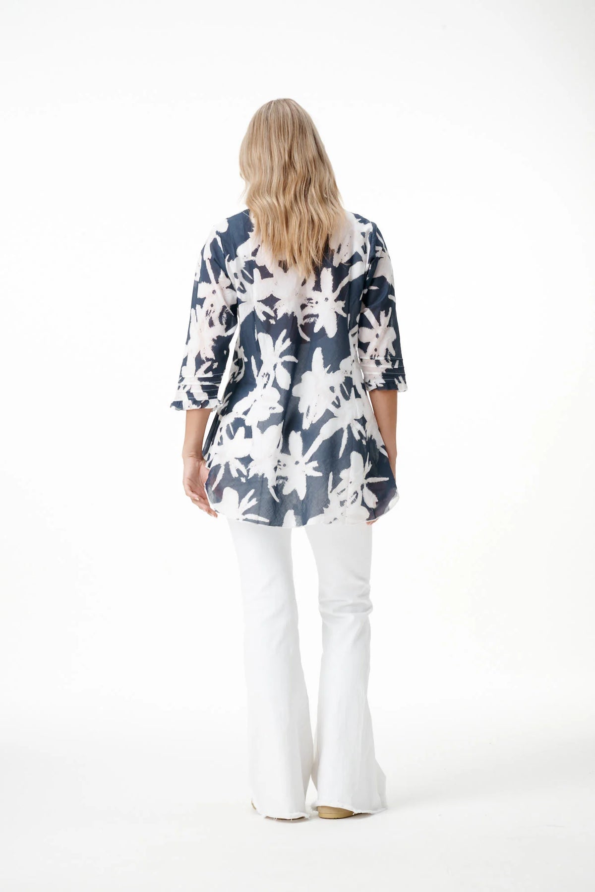 One Season | Poppy Indigo Leaf Cotton Top | Navy/White