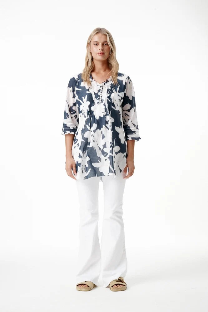 One Season | Poppy Indigo Leaf Cotton Top | Navy/White