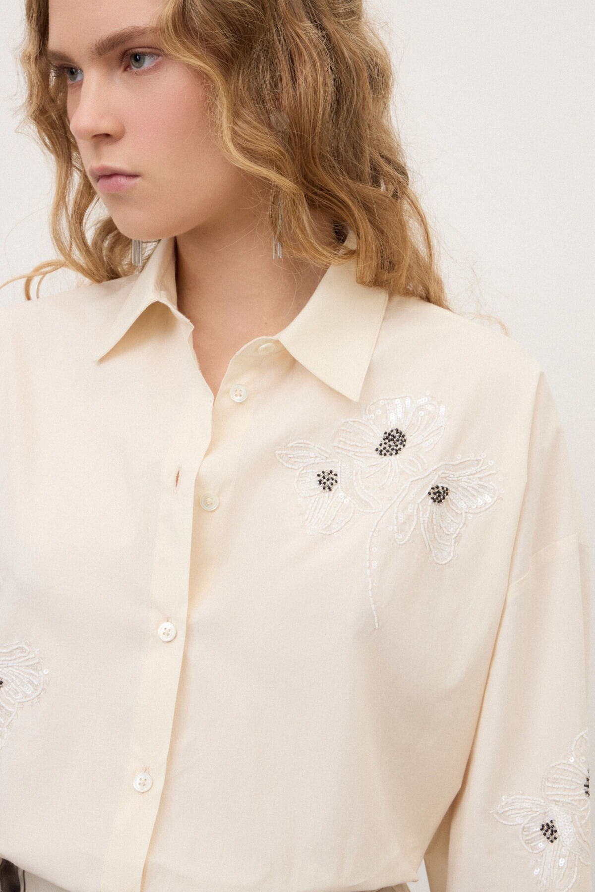 Ottod'Ame | Boyish Embroidered Shirt | Latte