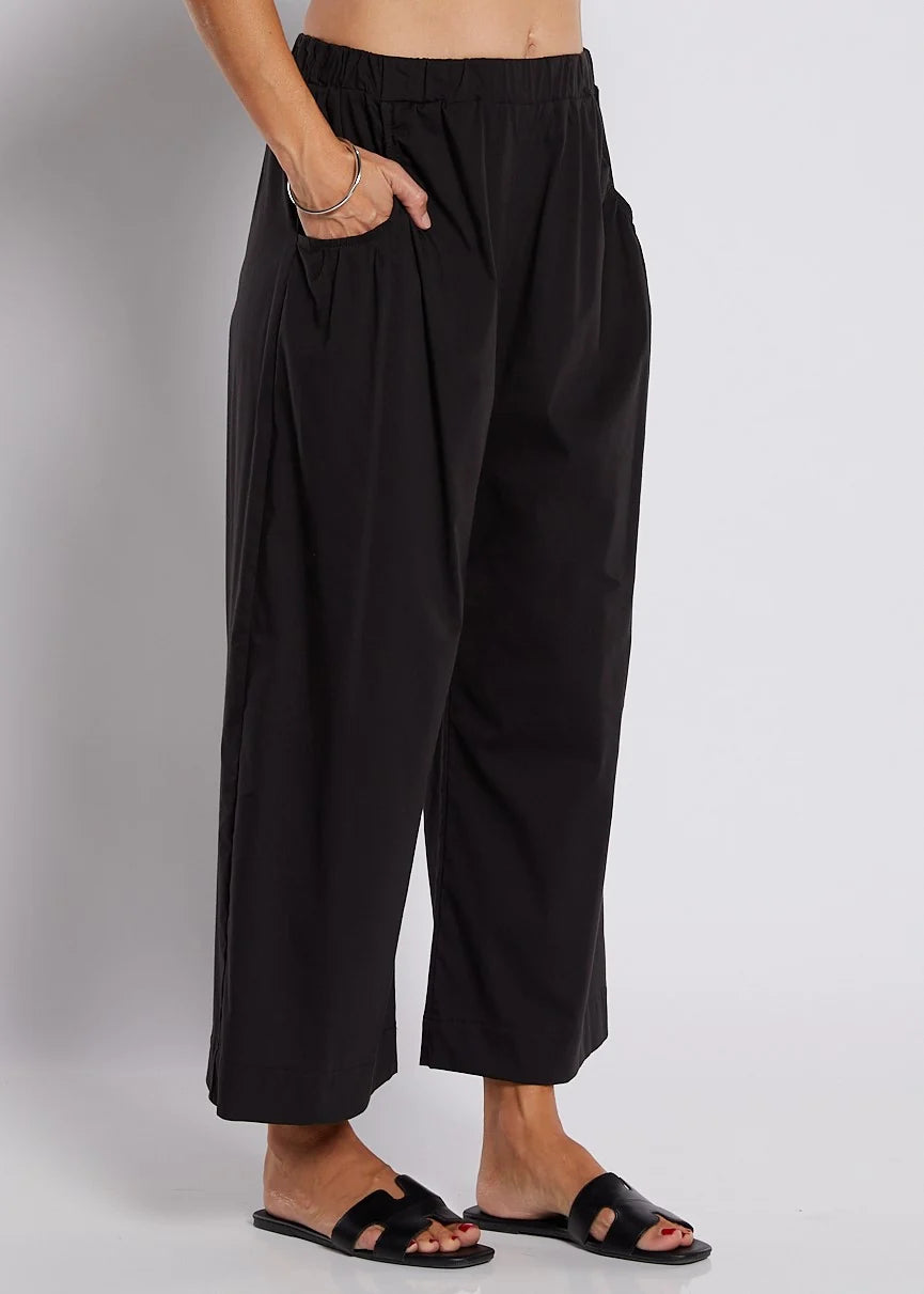 Philosophy | Hucknall 7/8 Wide Leg Pant | Black