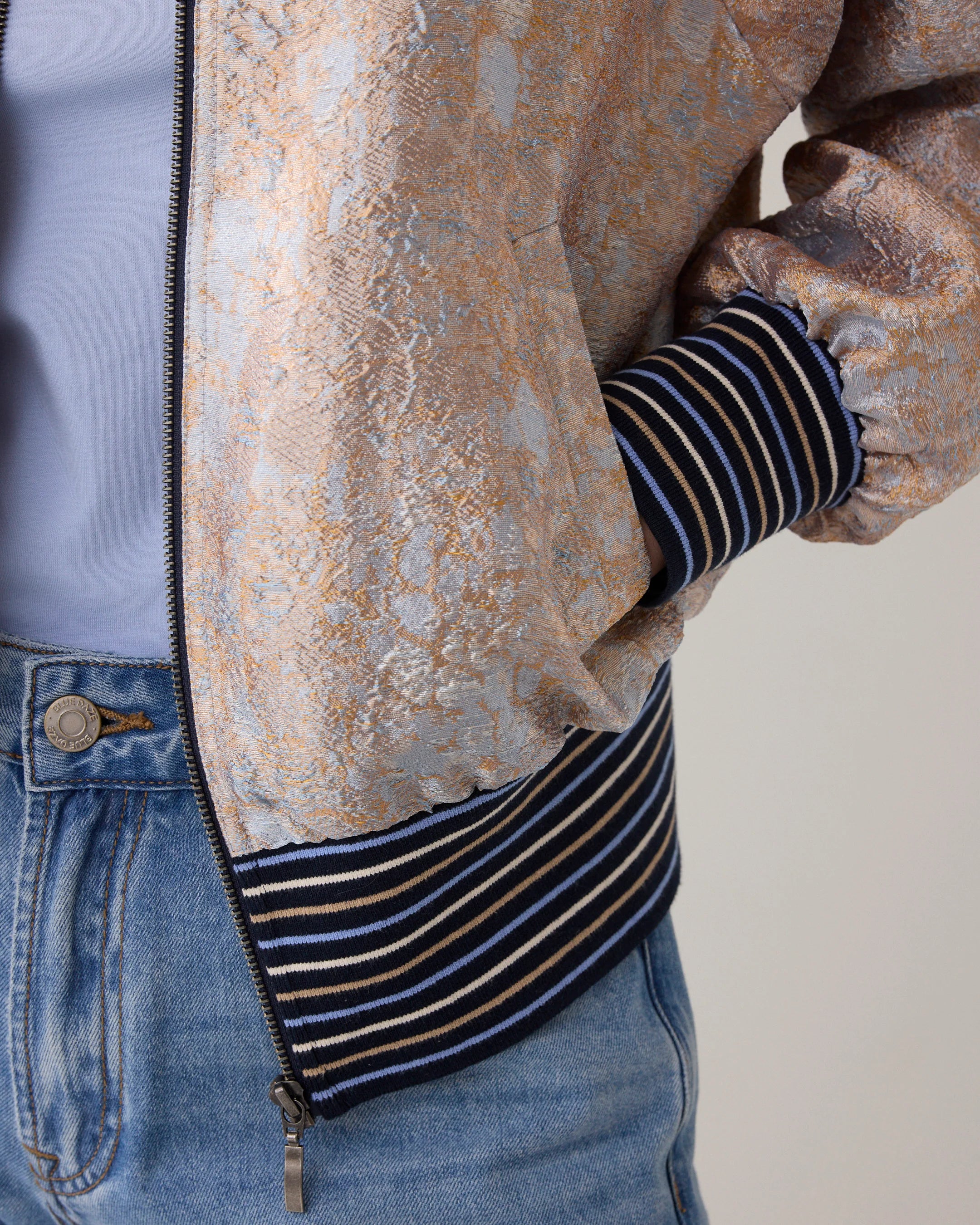 Summum | Soft Jacquard Ribbed Hem Jacket | Blue/Gold