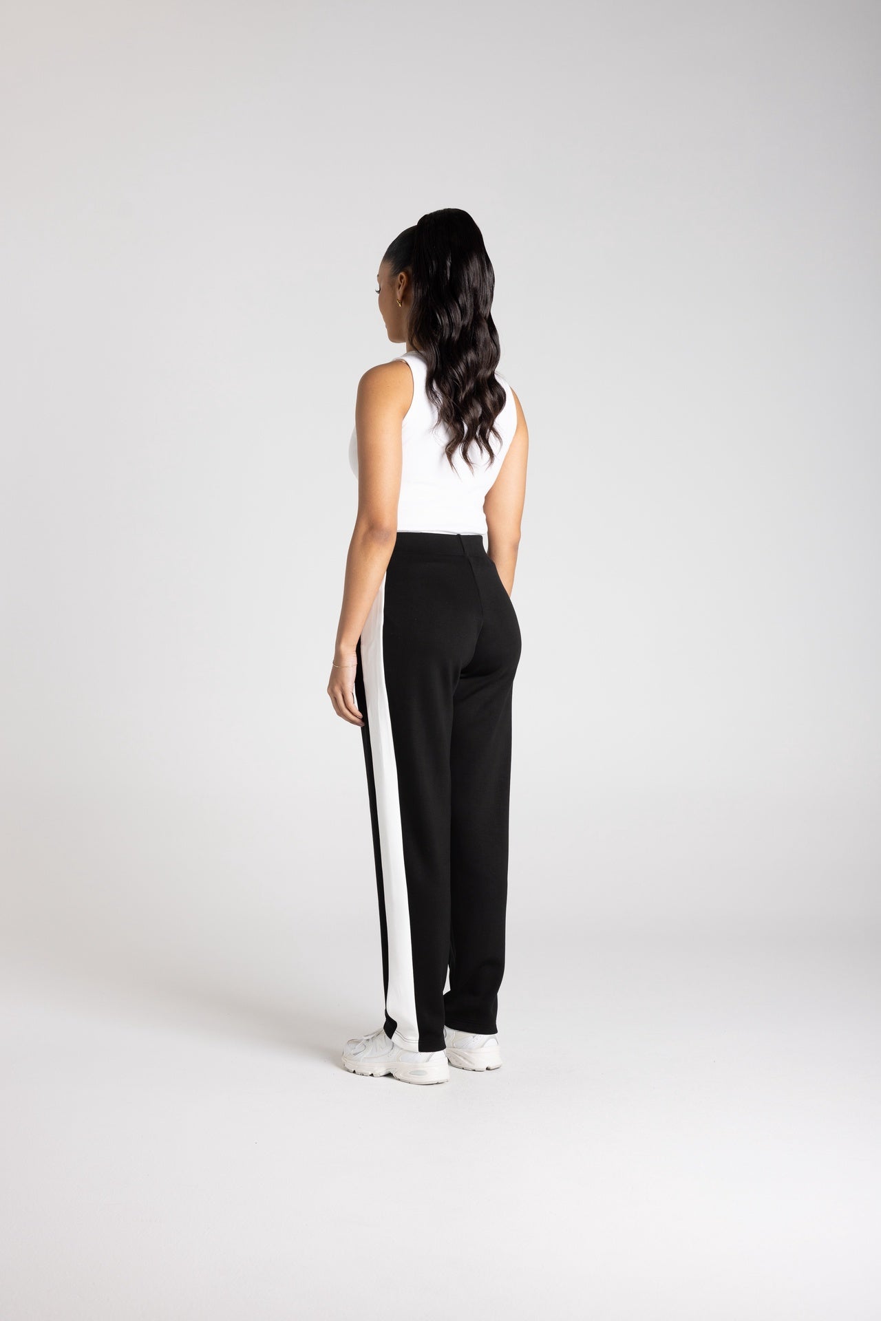 Two T's | Travel Pant | Black/Ivory
