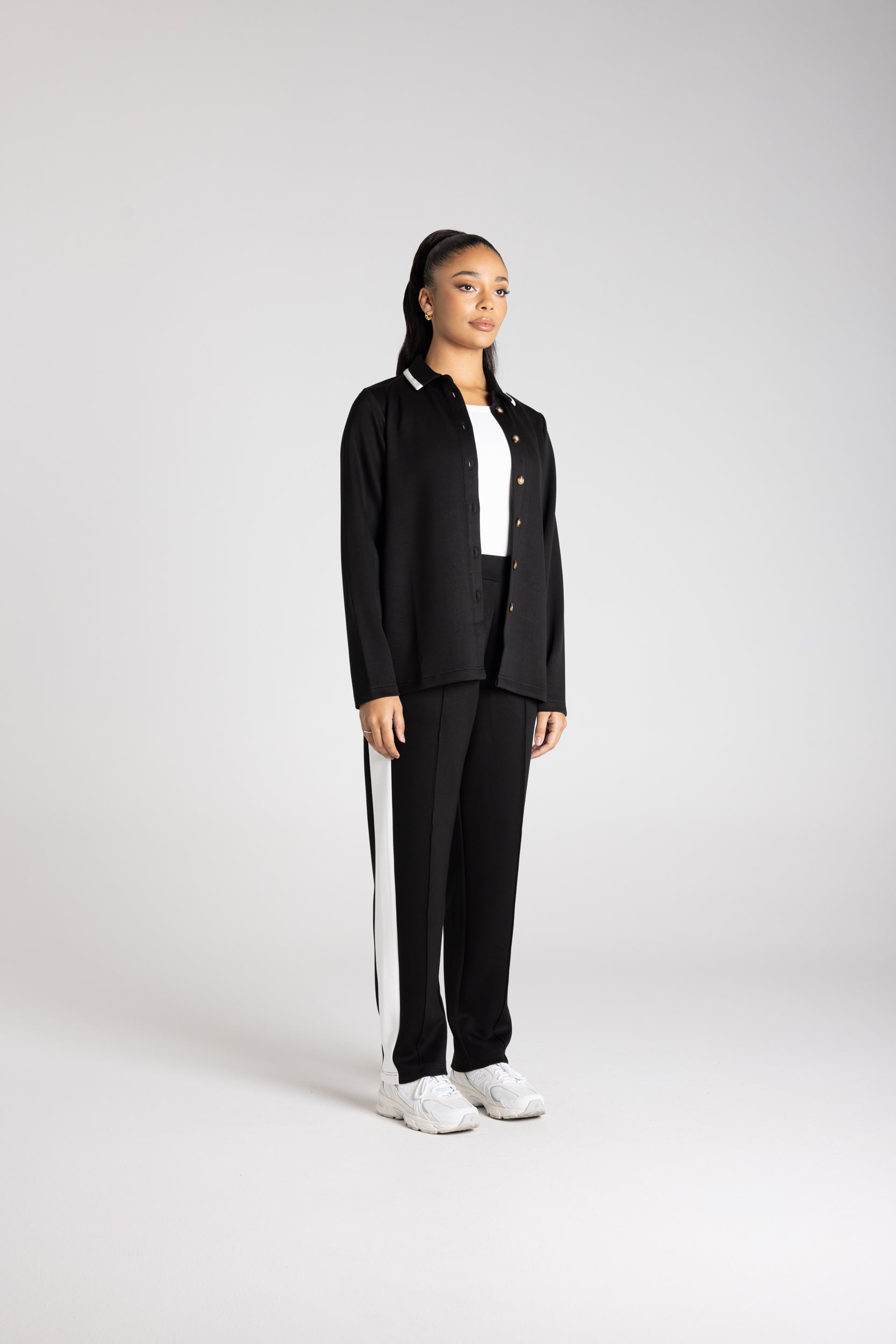 Two T's | Travel Pant | Black/Ivory