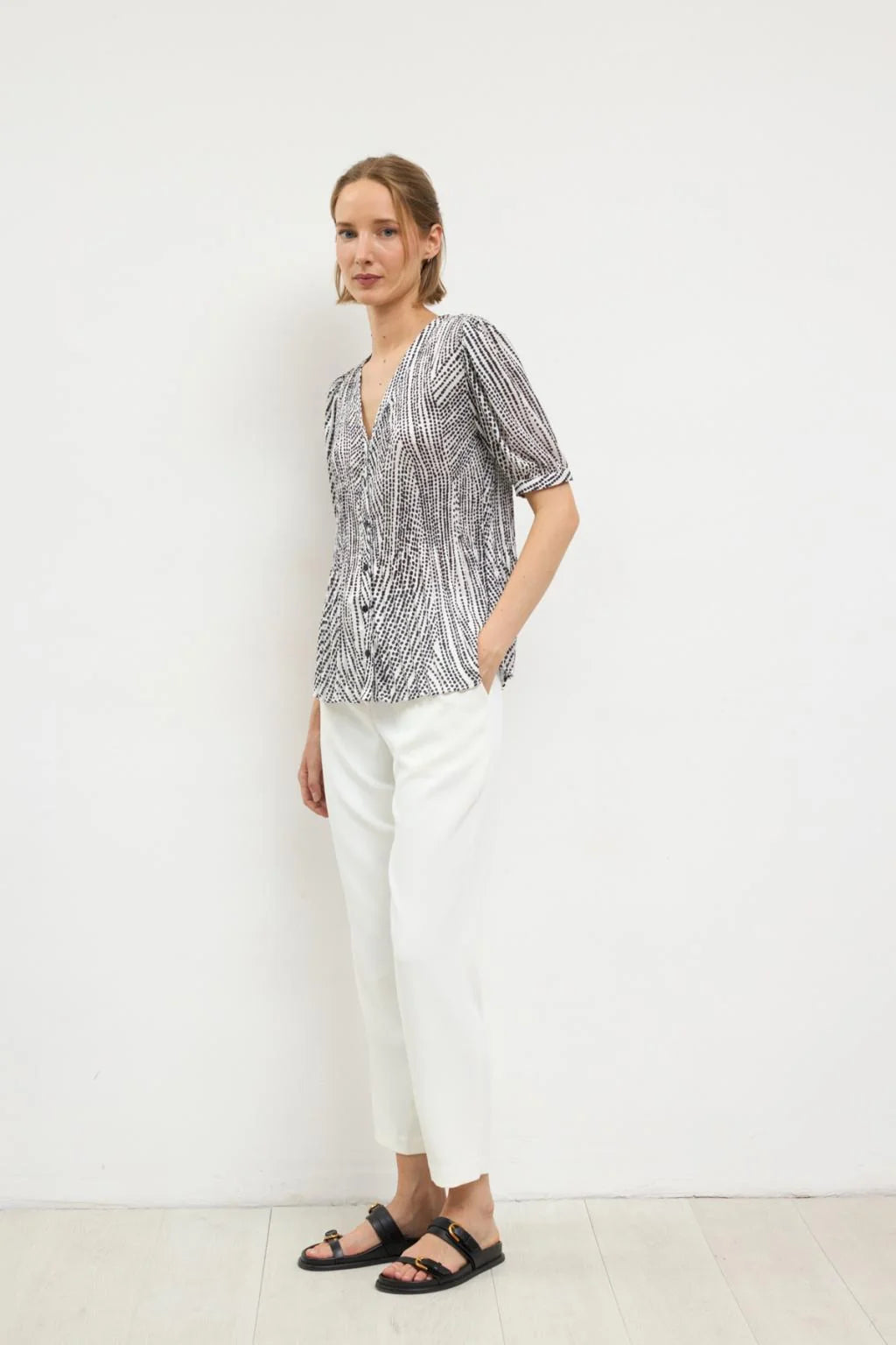 Tinta & Bariloche | Bachata Blouse | Black