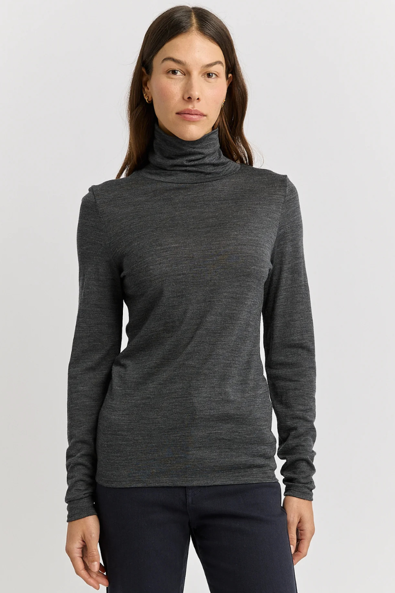 Toorallie | Turtle Neck Merino Tee | Charchoal