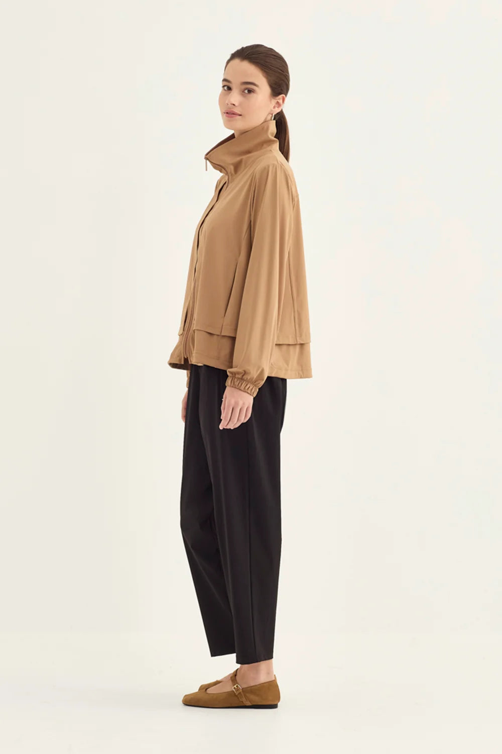 Verge | Motion Jacket | Caramel